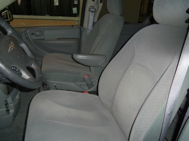 2007 Chrysler Town and Country 3.5