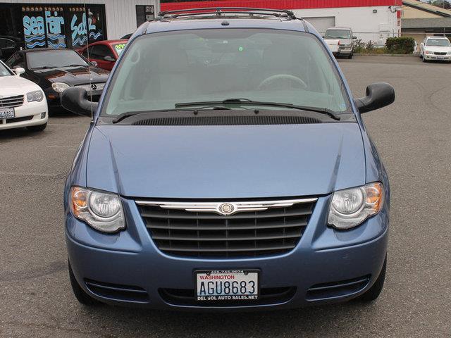 2007 Chrysler Town and Country 3.5