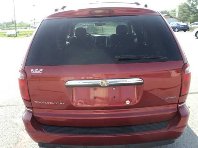 2007 Chrysler Town and Country SLT 25