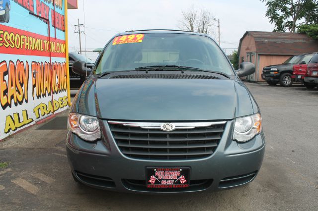 2007 Chrysler Town and Country 3.5