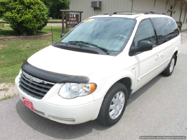 2007 Chrysler Town and Country 3.5