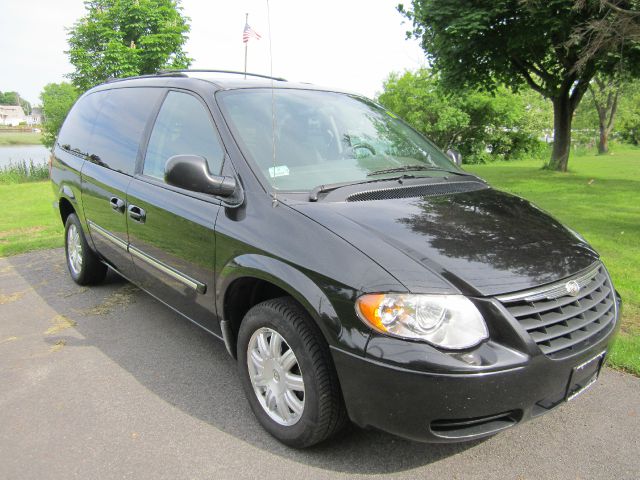 2007 Chrysler Town and Country 3.5