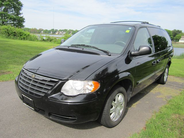 2007 Chrysler Town and Country 3.5