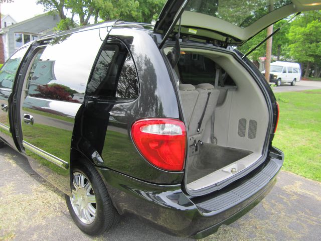 2007 Chrysler Town and Country 3.5