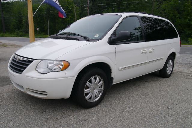 2007 Chrysler Town and Country 3.5