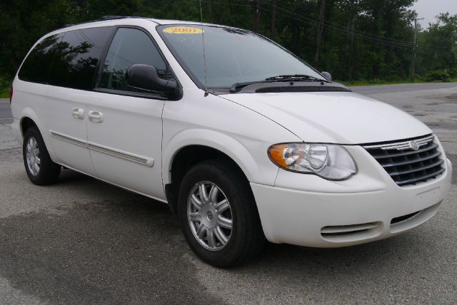 2007 Chrysler Town and Country 3.5