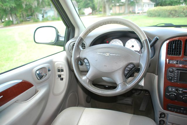 2007 Chrysler Town and Country 3.5