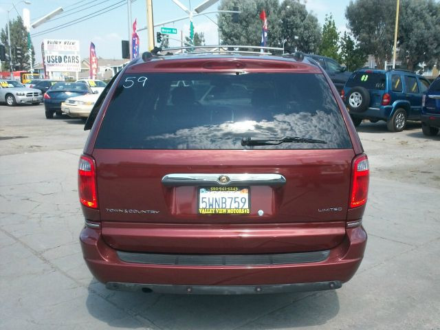 2007 Chrysler Town and Country SLT 25