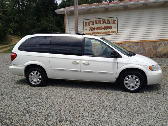 2007 Chrysler Town and Country 3.5