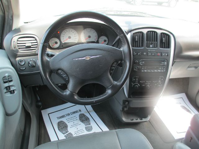 2007 Chrysler Town and Country 3.5