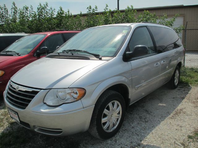 2007 Chrysler Town and Country 3.5