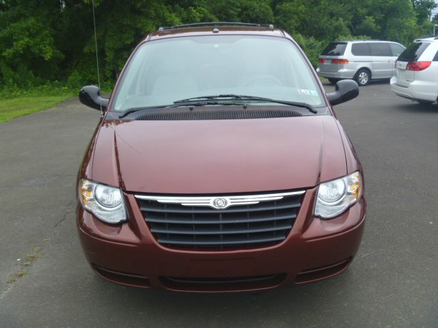 2007 Chrysler Town and Country 3.5