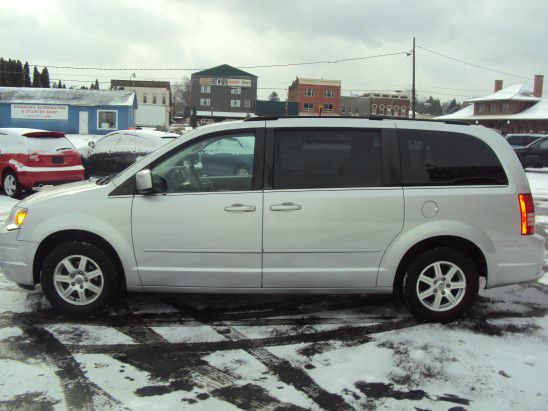 2008 Chrysler Town and Country 3.5