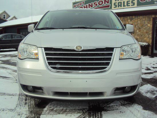 2008 Chrysler Town and Country 3.5