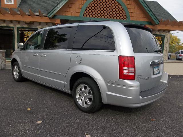 2008 Chrysler Town and Country 3.5