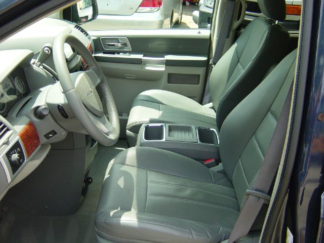 2008 Chrysler Town and Country 3.5