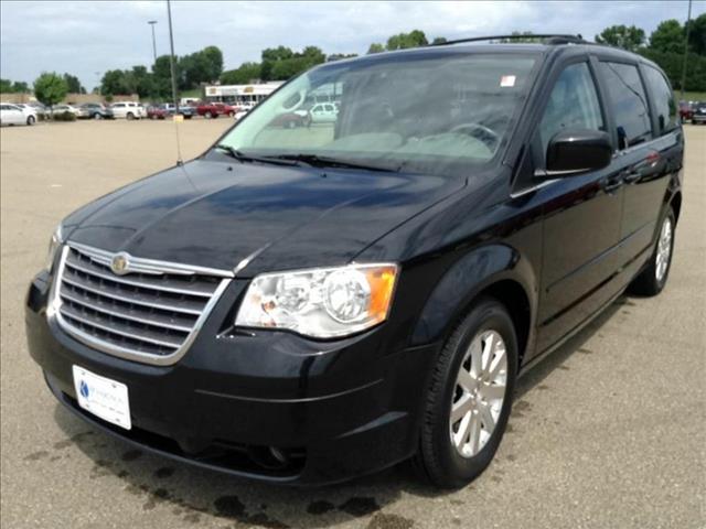 2008 Chrysler Town and Country 3.5