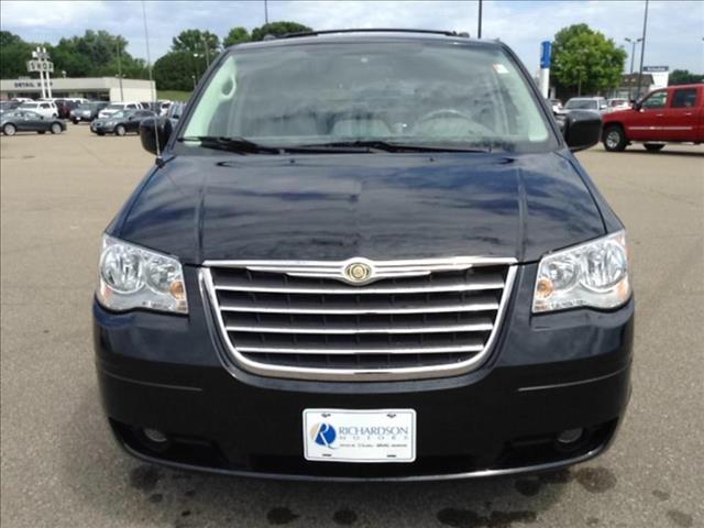 2008 Chrysler Town and Country 3.5