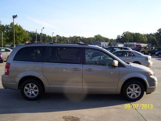 2008 Chrysler Town and Country 3.5