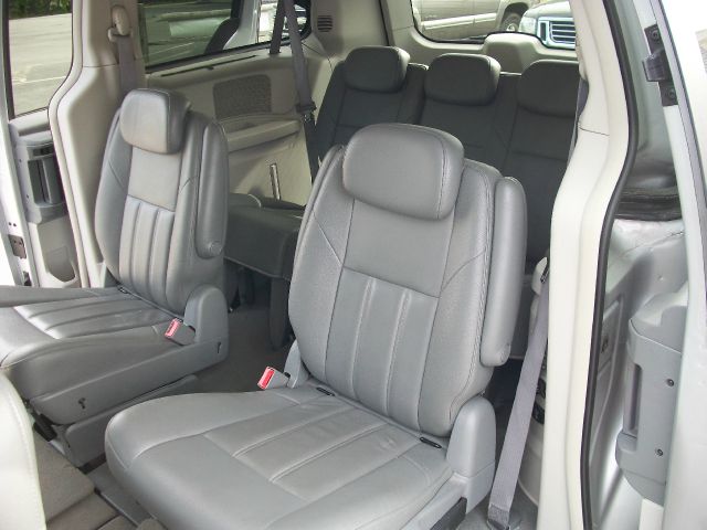 2008 Chrysler Town and Country 3.5