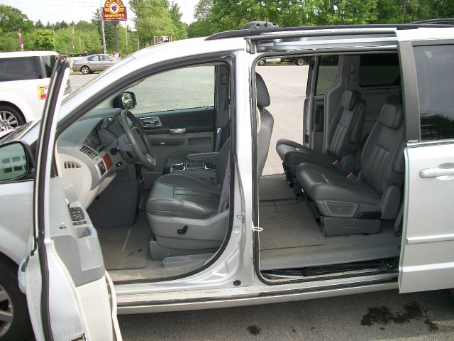 2008 Chrysler Town and Country 3.5