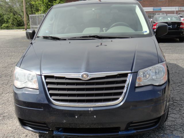 2008 Chrysler Town and Country Elk Conversion Van