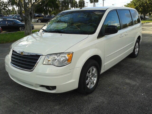 2008 Chrysler Town and Country 3.5