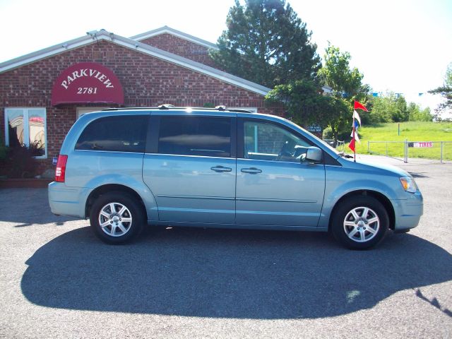 2008 Chrysler Town and Country 3.5