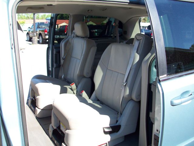 2008 Chrysler Town and Country 3.5