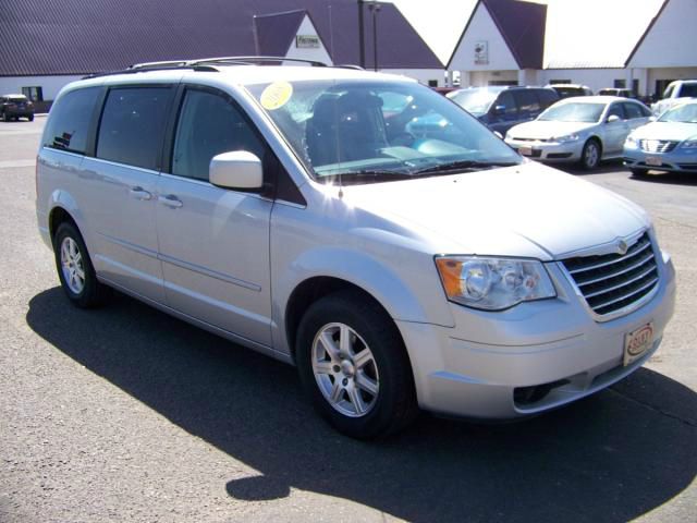 2008 Chrysler Town and Country 3.5