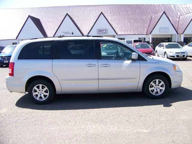 2008 Chrysler Town and Country 3.5