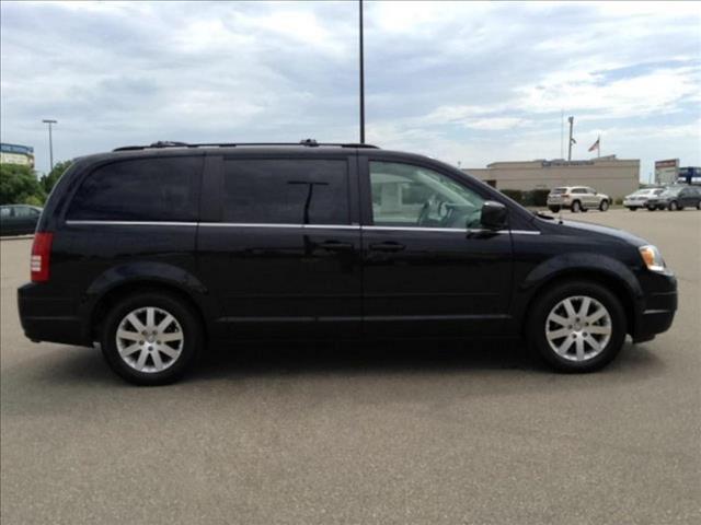 2008 Chrysler Town and Country 3.5