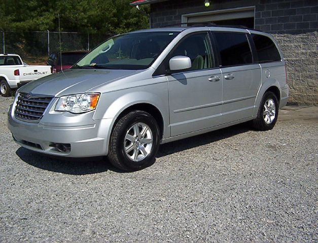 2008 Chrysler Town and Country 3.5