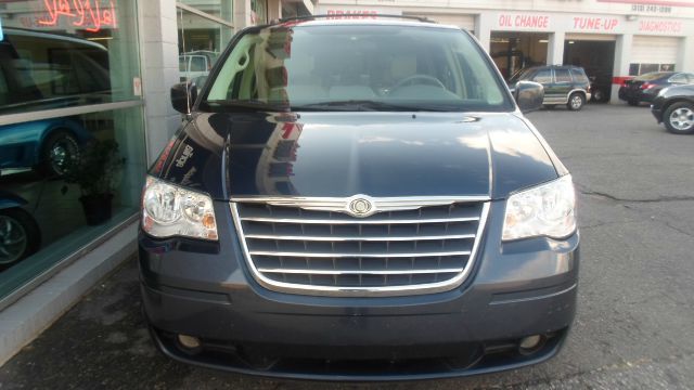 2008 Chrysler Town and Country 3.5