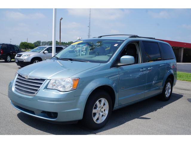 2008 Chrysler Town and Country 3.5