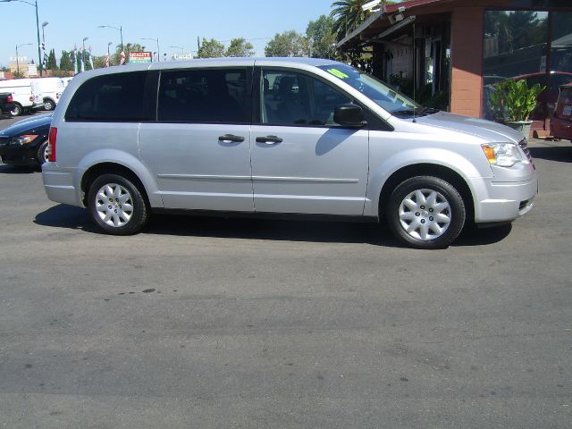 2008 Chrysler Town and Country Elk Conversion Van