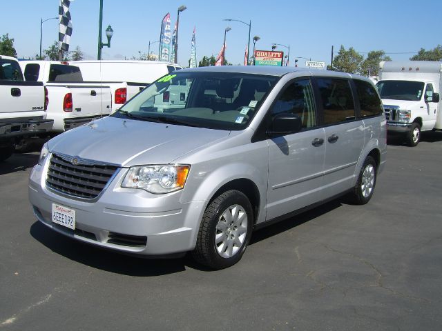 2008 Chrysler Town and Country Elk Conversion Van