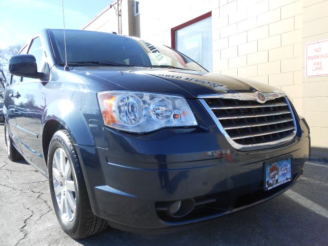 2008 Chrysler Town and Country 3.5