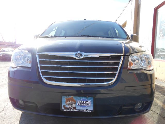 2008 Chrysler Town and Country 3.5