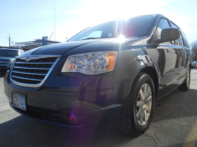 2008 Chrysler Town and Country 3.5