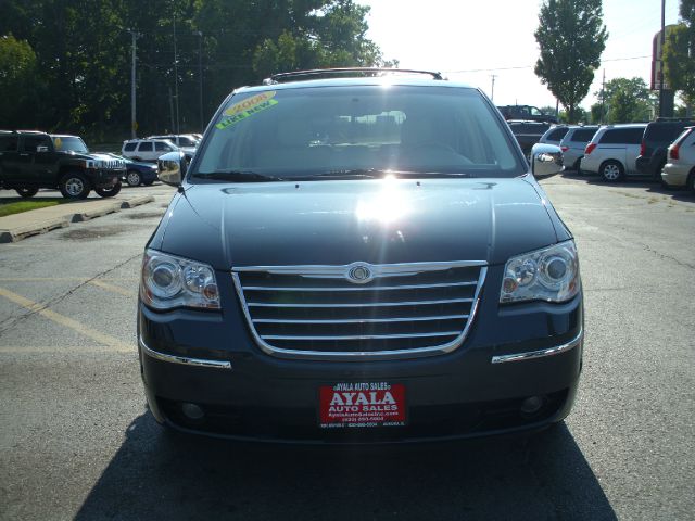 2008 Chrysler Town and Country SLT 25