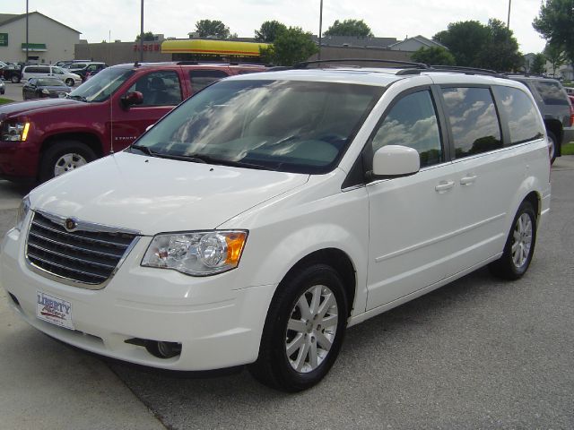 2008 Chrysler Town and Country 3.5