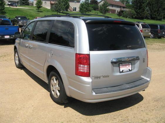 2008 Chrysler Town and Country 3.5