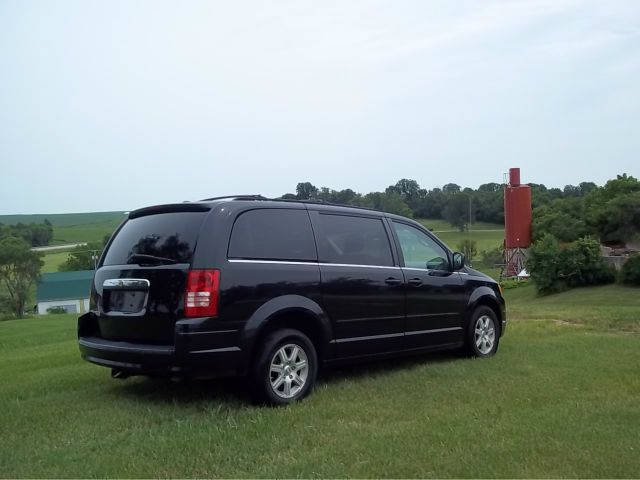 2008 Chrysler Town and Country 3.5