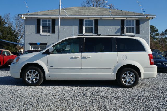 2008 Chrysler Town and Country 3.5