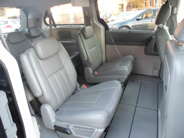 2008 Chrysler Town and Country 3.5