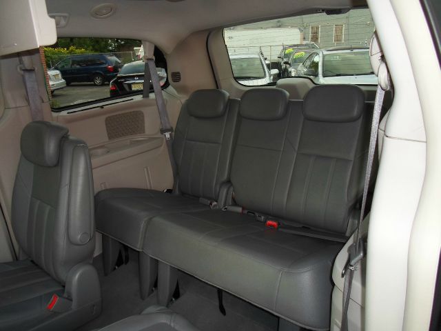 2008 Chrysler Town and Country 3.5