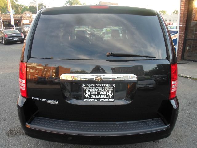 2008 Chrysler Town and Country 3.5