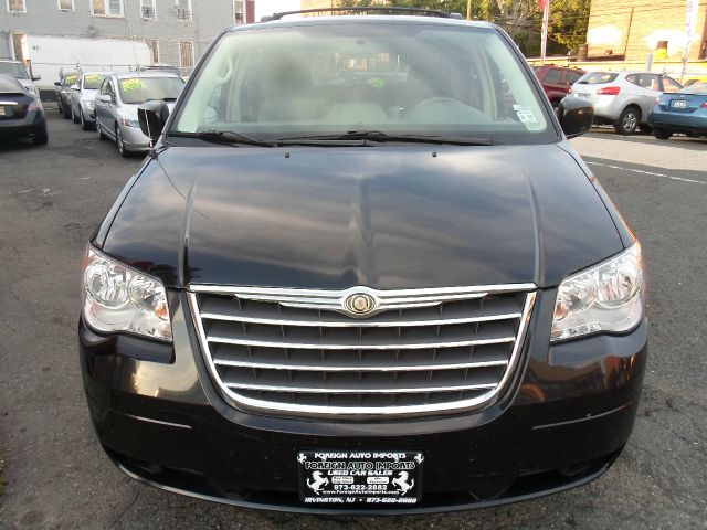 2008 Chrysler Town and Country 3.5