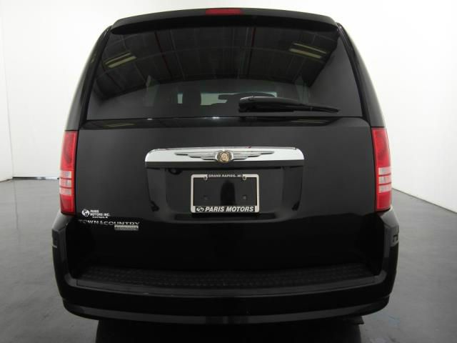 2008 Chrysler Town and Country 3.5